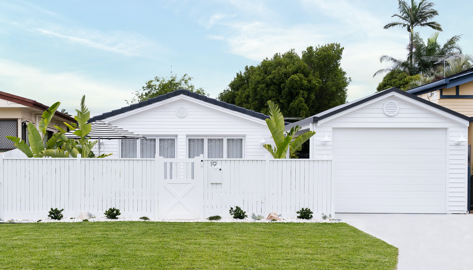 Apex Garage Door Repair Services in Miami, FL